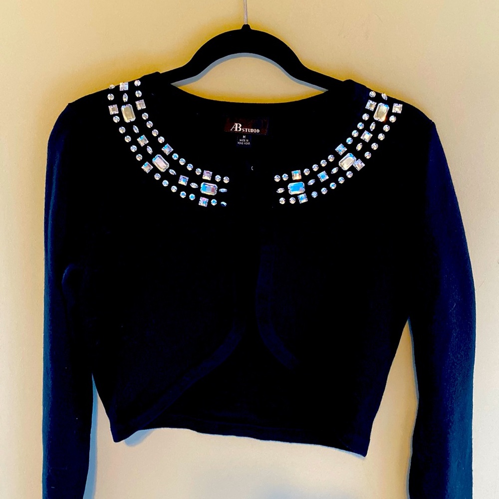 Jeweled Neck Cropped Cardigan
